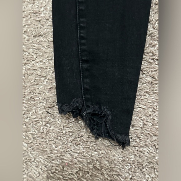 Good American Good Legs Step Fray Hem High Rise Denim Black Skinny Jeans - Picture 4 of 7